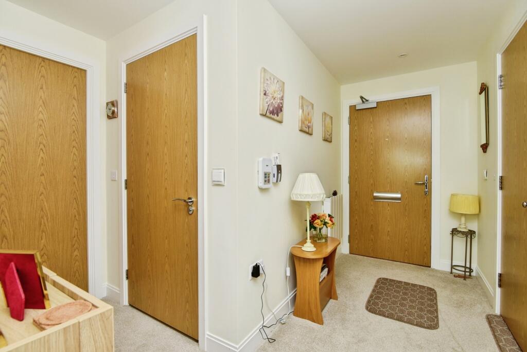 Cedar Avenue, Alsager, Stoke-on-Trent, Cheshire, ST7 photo 4