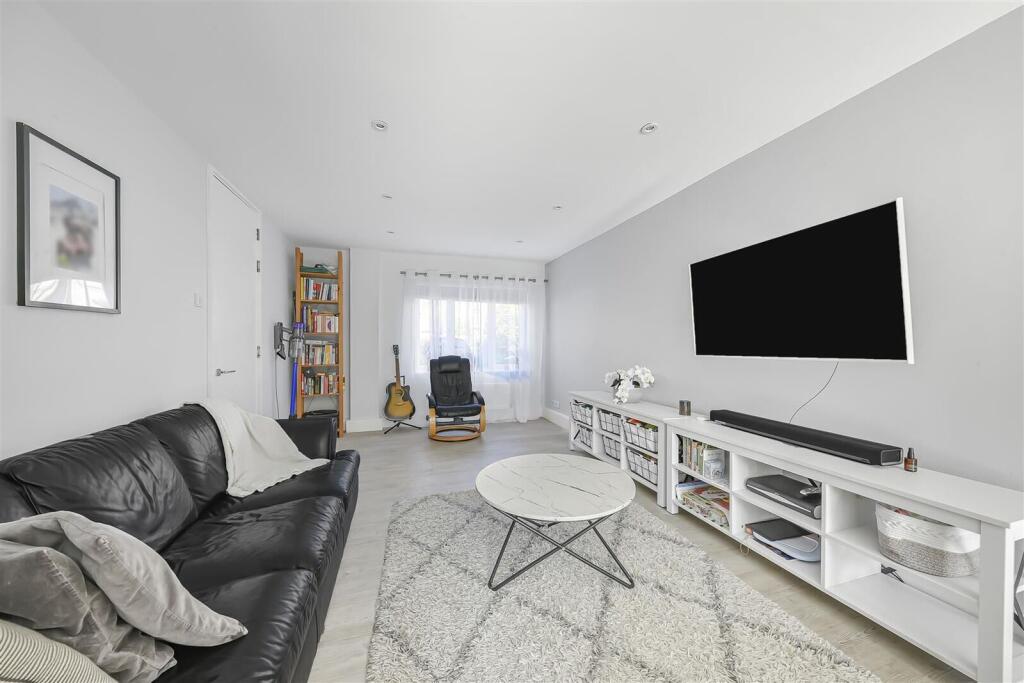 House in London - More