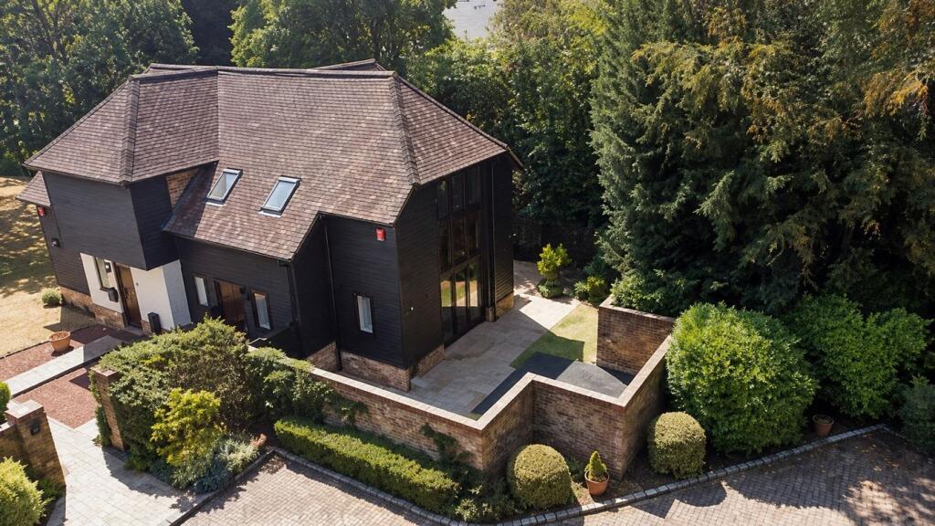 House in Southall