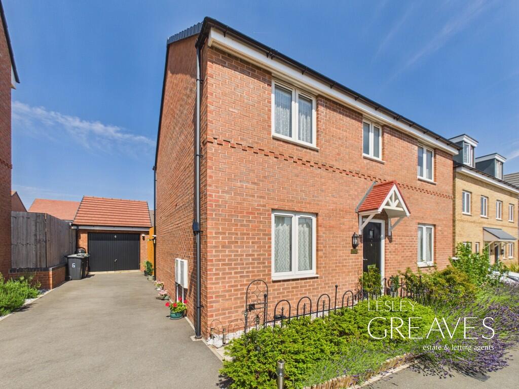 Main image of property: Horwood Drive, Gedling, Nottingham