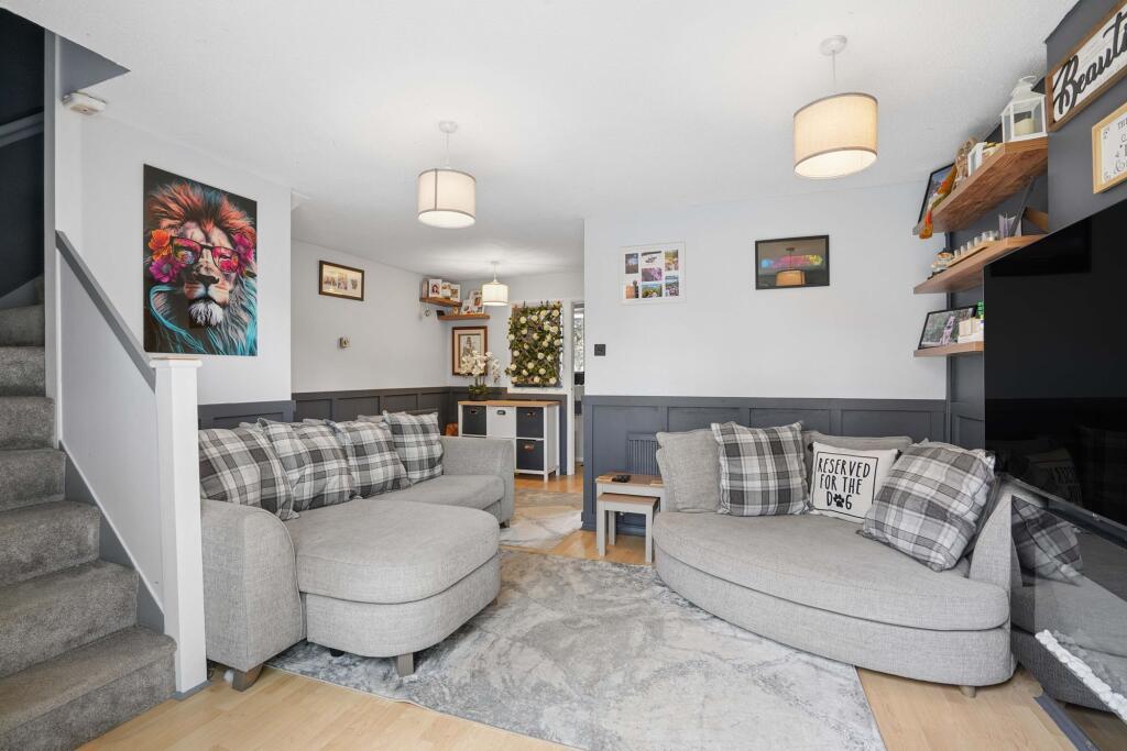 House in Bicester, Glory Farm - More