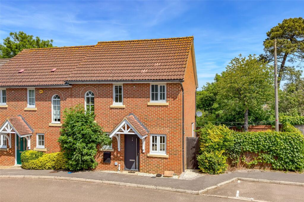 2-bed semi-detached on Lavender Crescent, St. Albans, Hertfordshire, AL3, £550,000