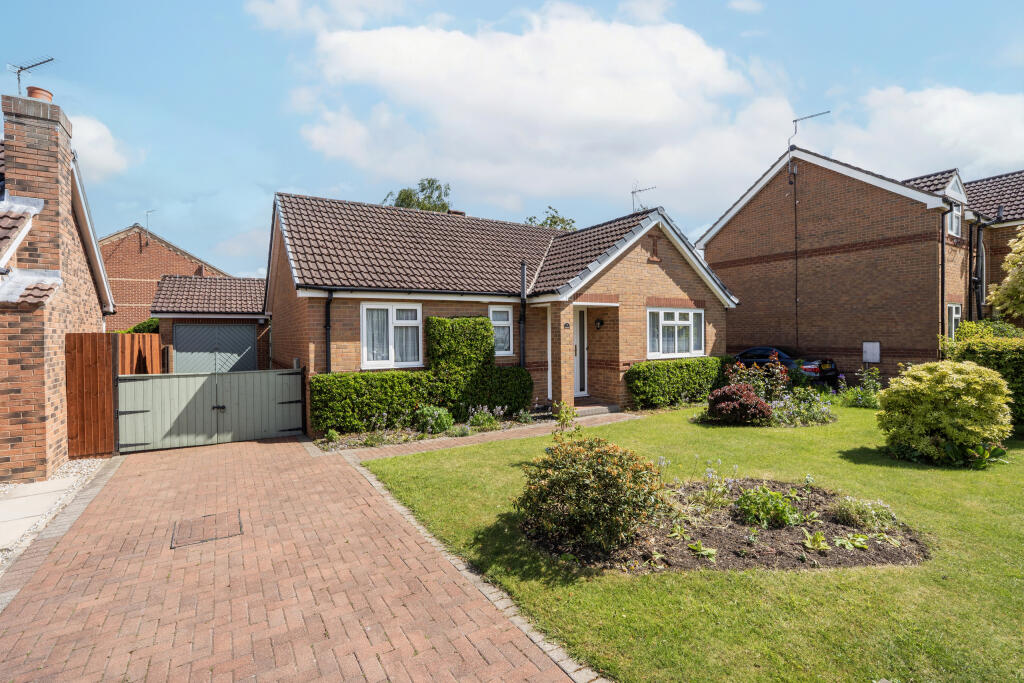 Main image of property: Oakwood Park, Pollington, DN14 0