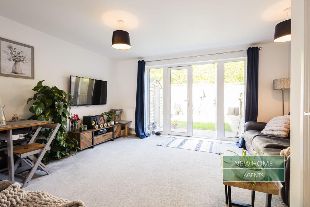 House in Weston-super-Mare, Locking Castle - View 4