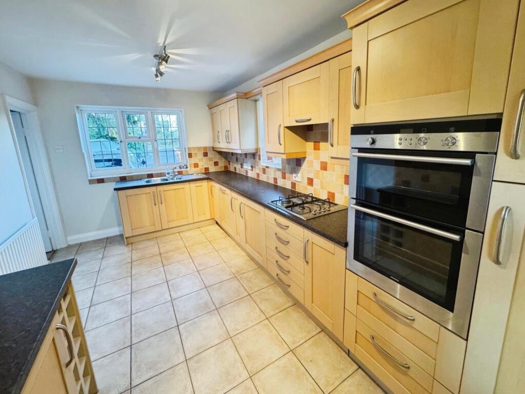 Glasshouse Lane, Kenilworth photo 3