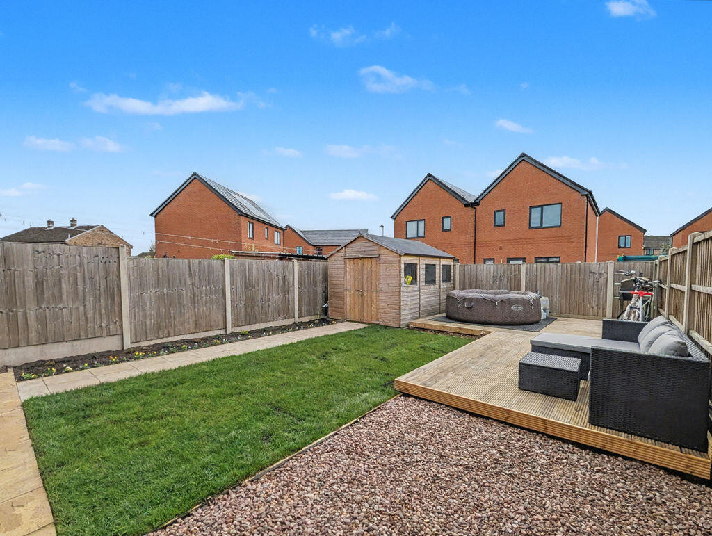 Frith Close, Monkmoor, Shrewsbury, SY2 5XW photo 2