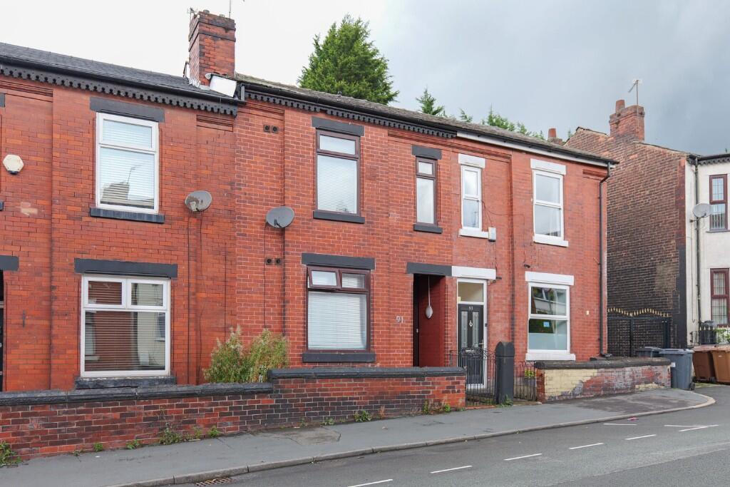 5-bed house on 79 PARK STREET, £300,000