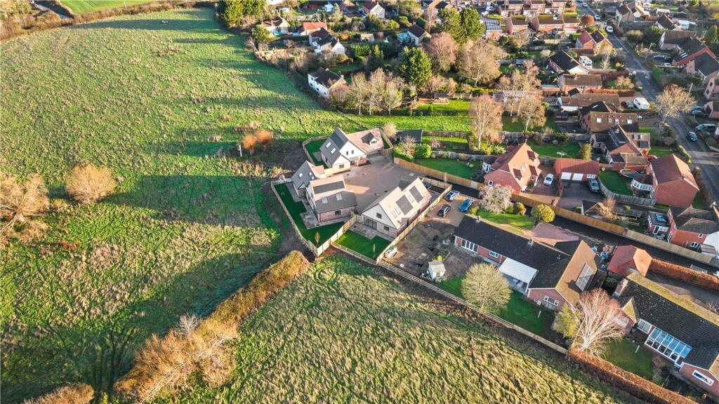House in Bath - View 4