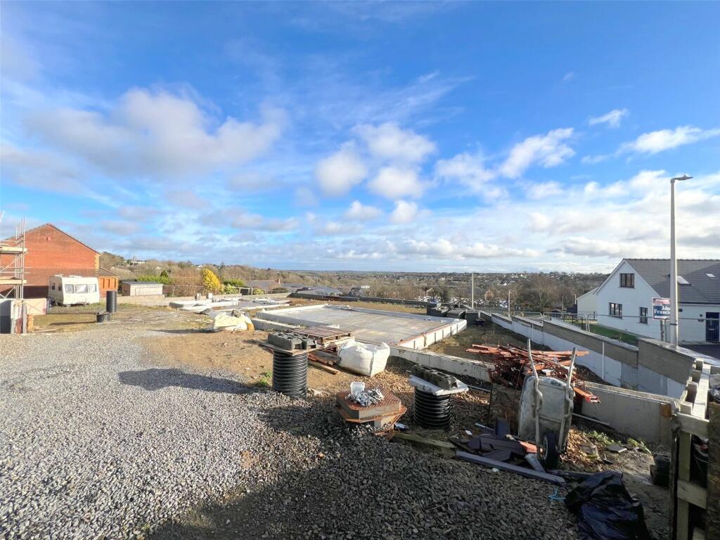 Brooklands Park, Haverfordwest, SA61 photo 2