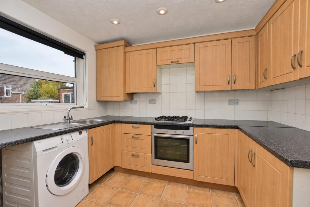 Windermere Gardens, Leighton Buzzard photo 2