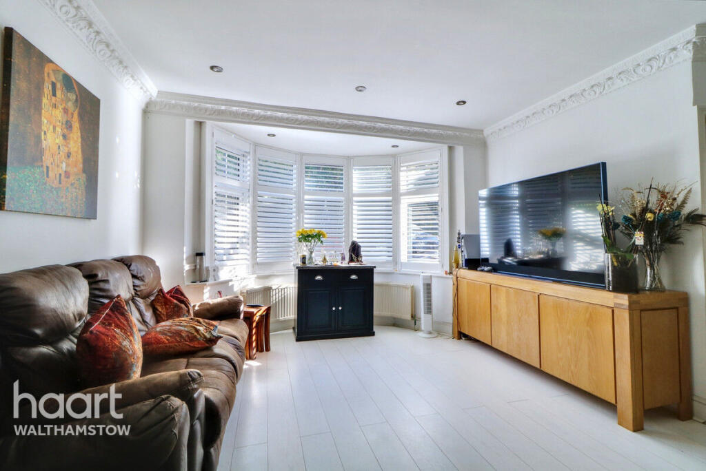 Beacontree Avenue, Walthamstow photo 4