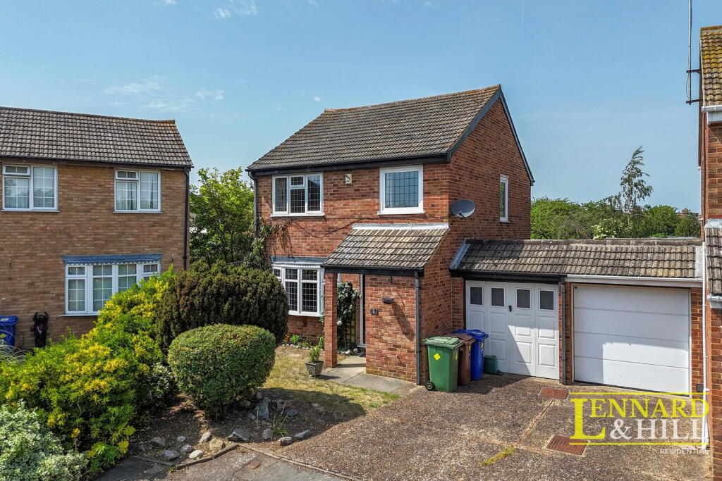 Main image of property: Wentworth Place,Grays,RM16 2BL