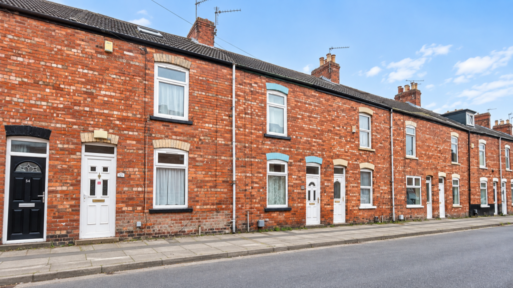 Main image of property: Tower Street, Gainsborough, DN21 2JQ