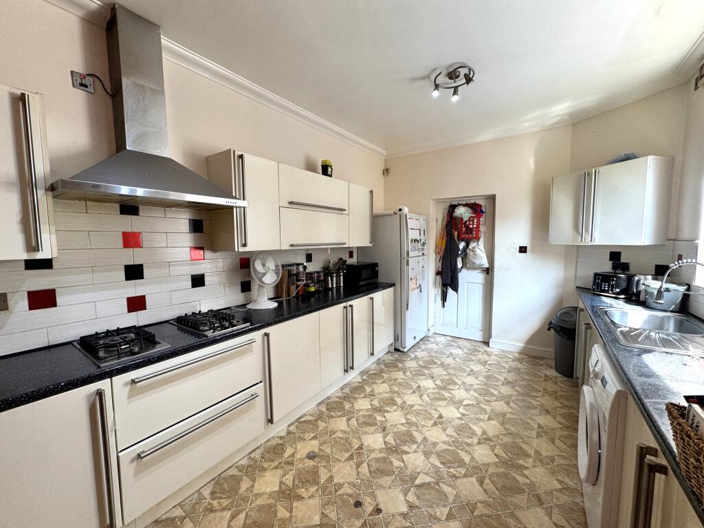 House in Manchester, Levenshulme - View 3