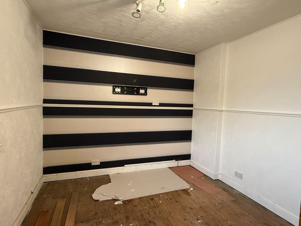 Apartment in Kilmarnock - View 5