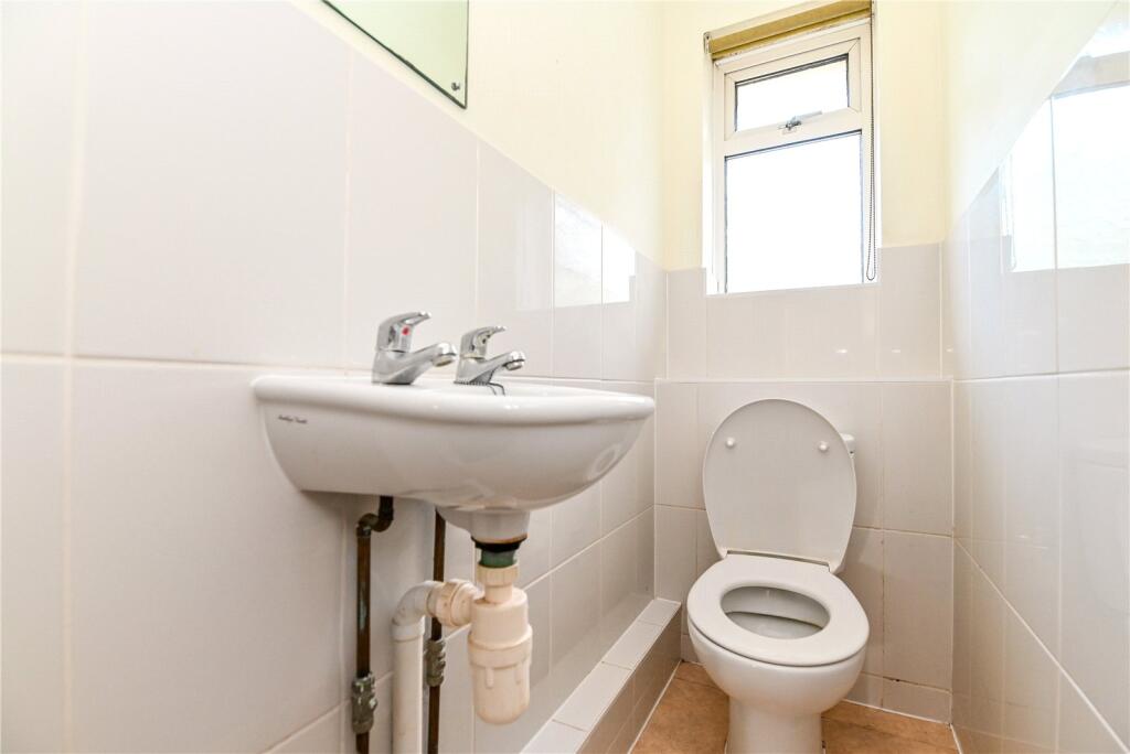 House in New Forest, Old Milton, New Milton - More