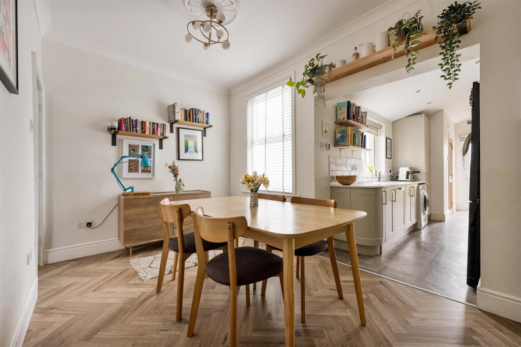 House in London, Leytonstone - View 3