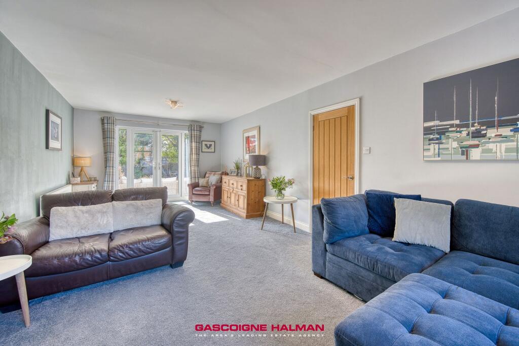 Longmeadow, Cheadle Hulme, SK8 photo 4