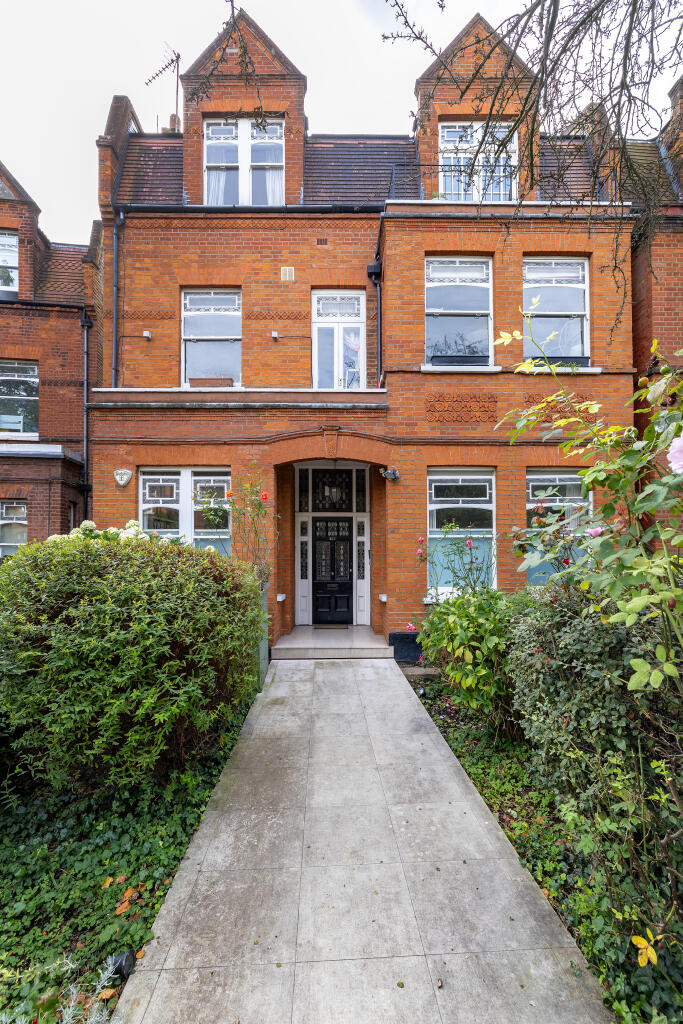 Apartment in London - View 4