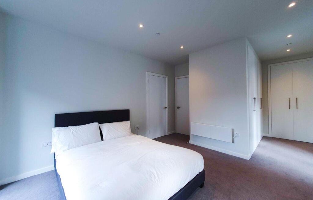Apartment in Manchester - View 4