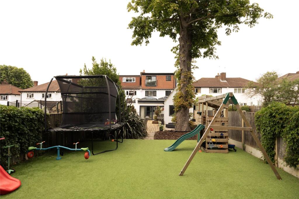 House in London - View 4