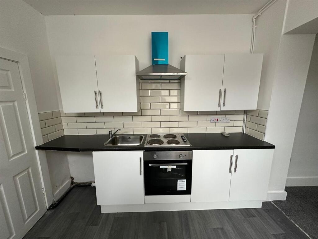 Main image of property: Manchester Road, Oldham