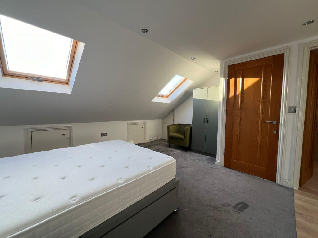 Main image of property: All Bills Included Studio, Cambridge Rd, IG3