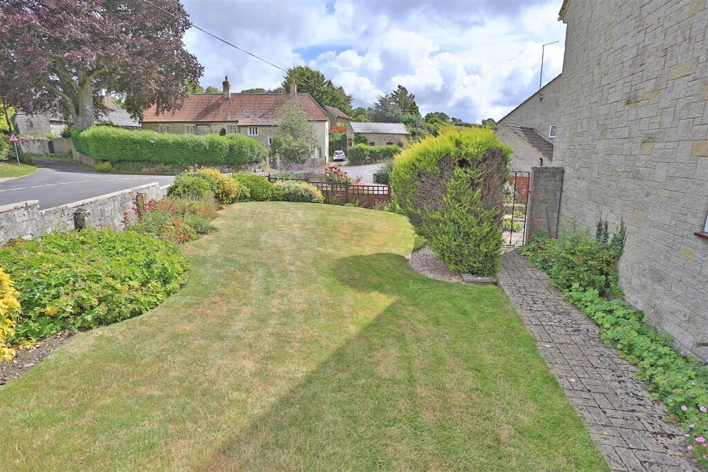 Property photo 11