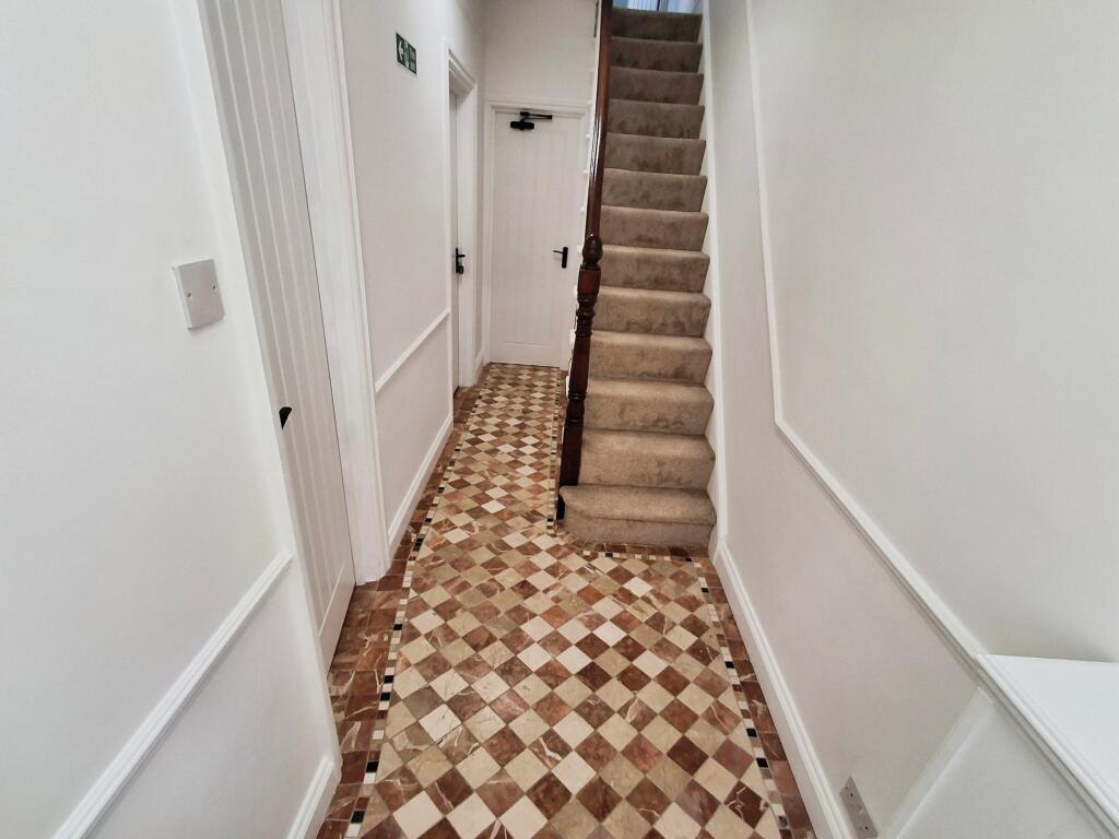 House in Braintree - View 5