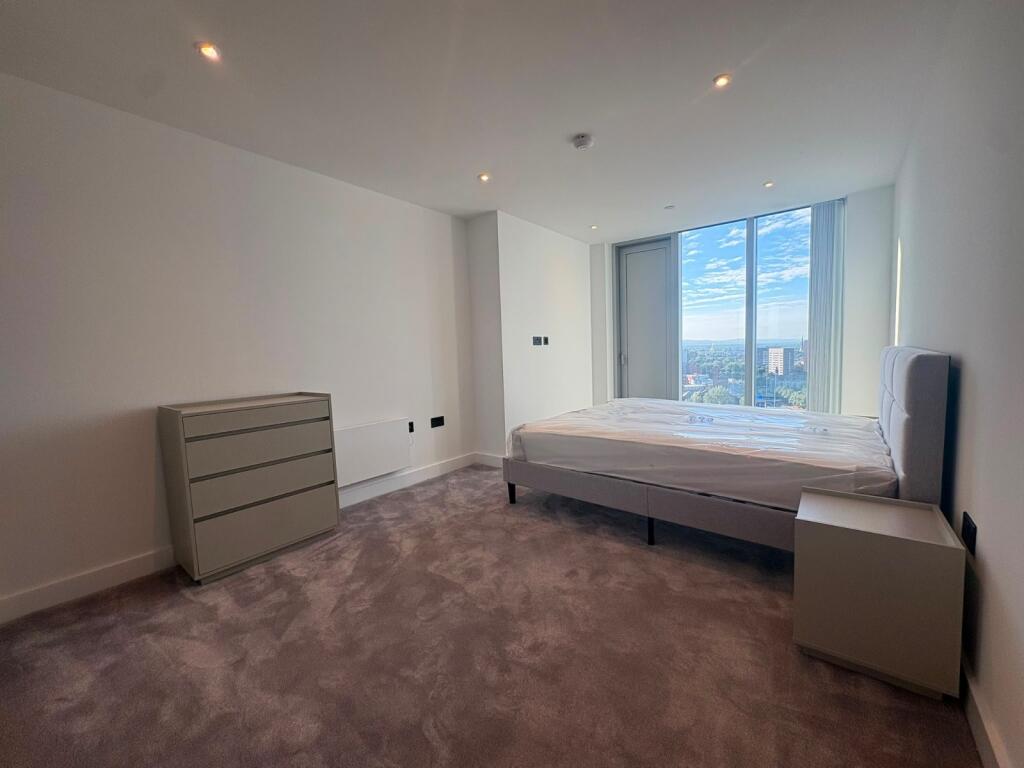 Apartment in Manchester - View 5