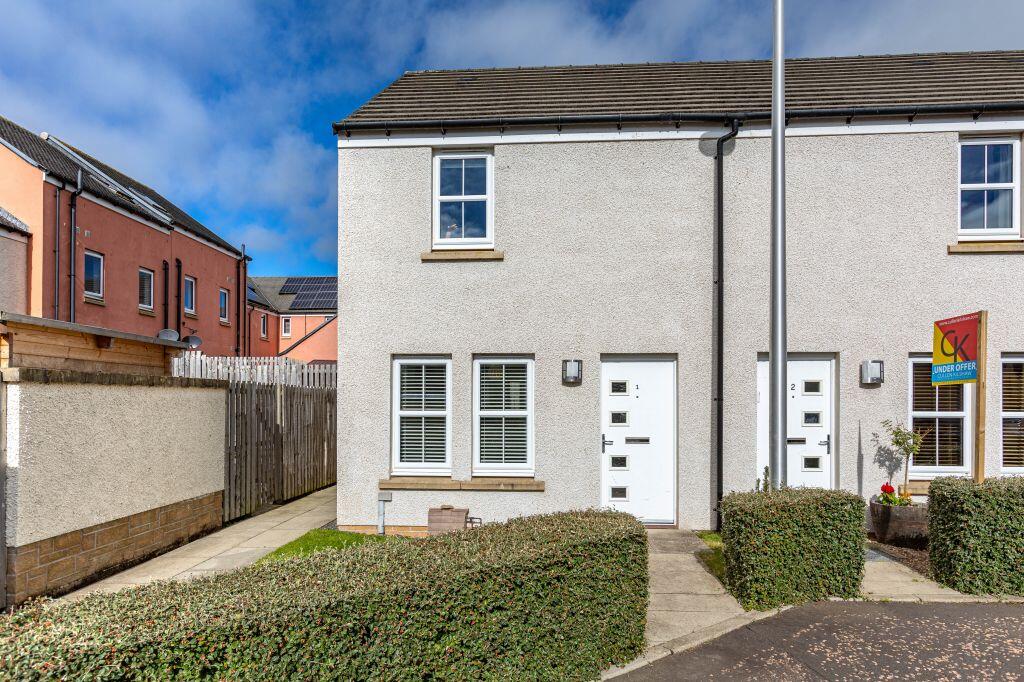 Main image of property: 1 Knoll Park Mews, Galashiels, TD1 2ET