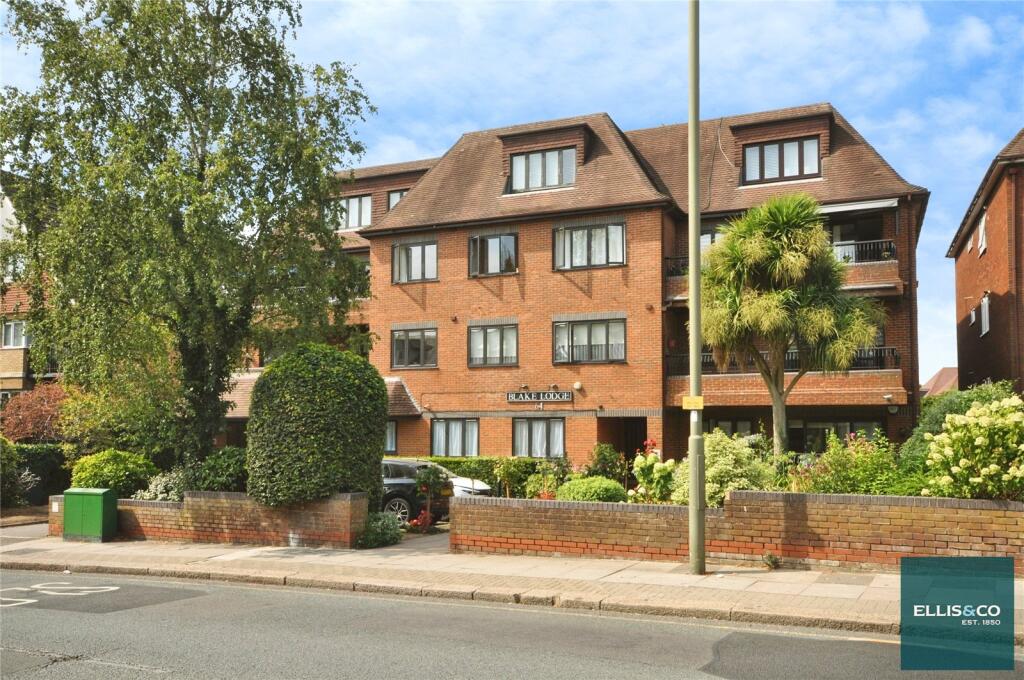 Main image of property: Hendon Lane, Finchley, N3