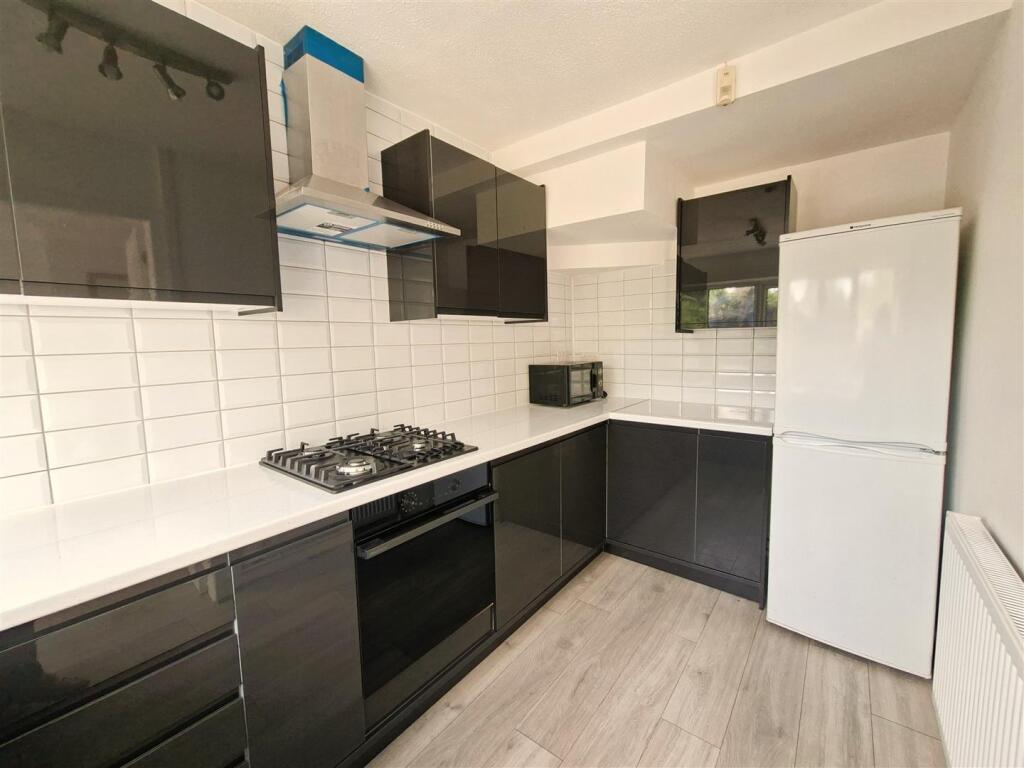 House in Birmingham, Lyndon Green - View 5