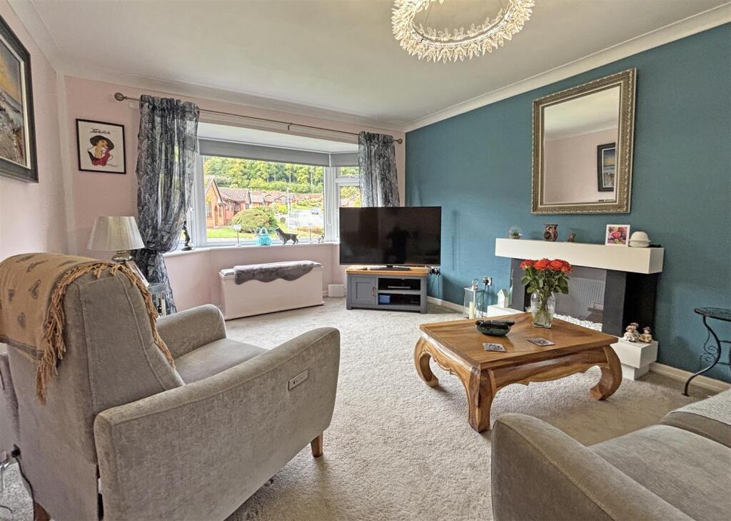 Ffordd Tan'r Allt, Abergele, Conwy, LL22 photo 2