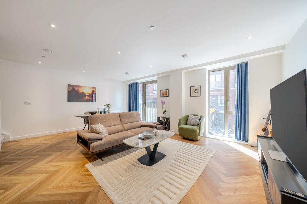 Apartment in Manchester - More