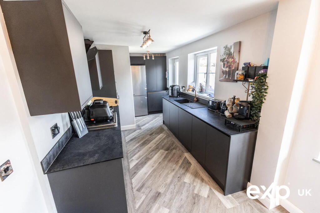 Sanderling Way, Forest Town, NG19 0GH - View 5