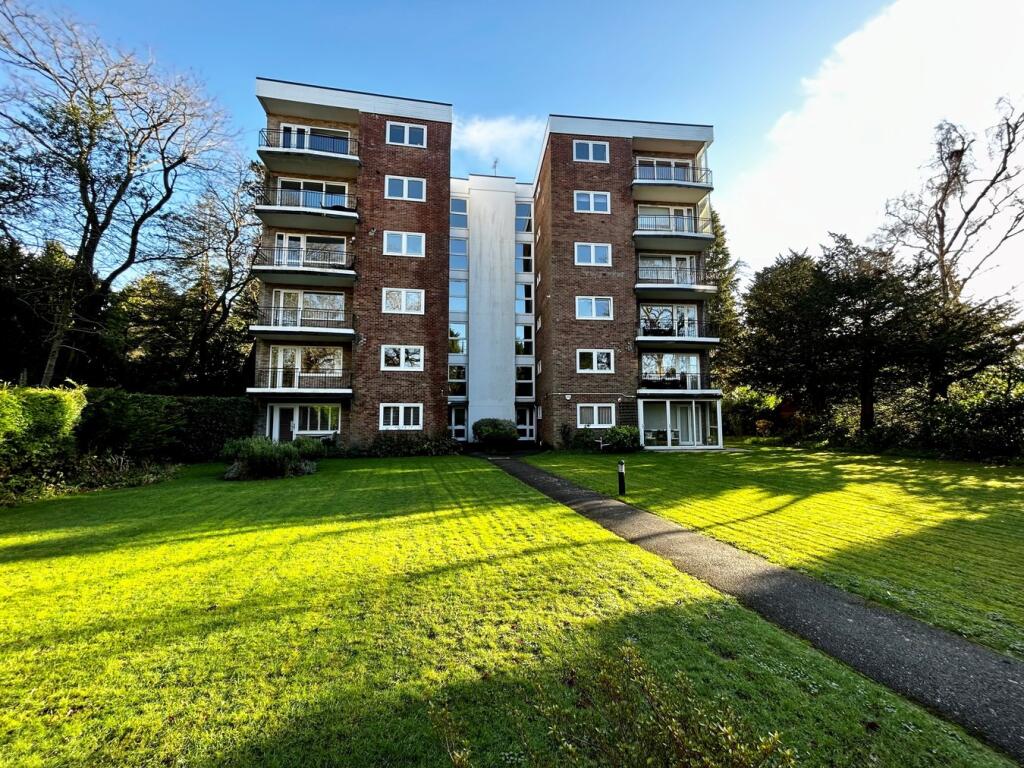 2-bed flat on Chartwell, 8 The Avenue, BRANKSOME PARK, BH13, £280,000