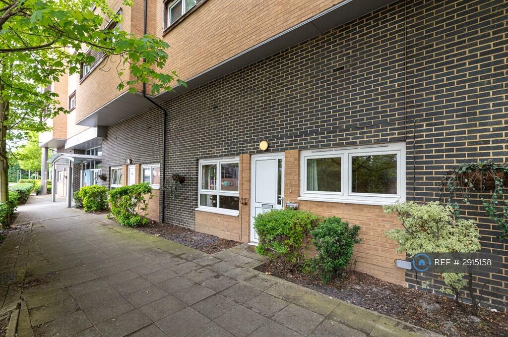 Main image of property: Cherrydown East, Basildon, SS16