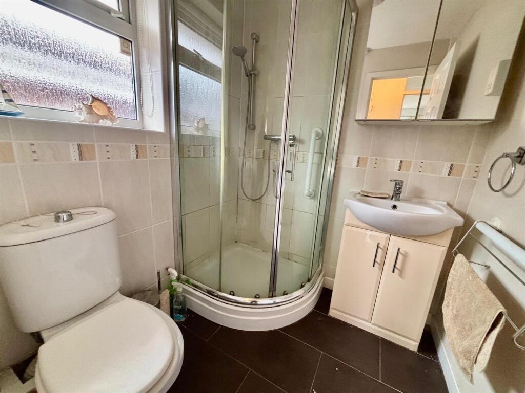 Belvedere Close, Mickleover, Derby photo 3