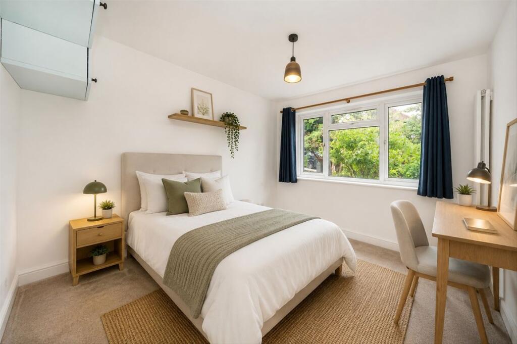 Apartment in London - More