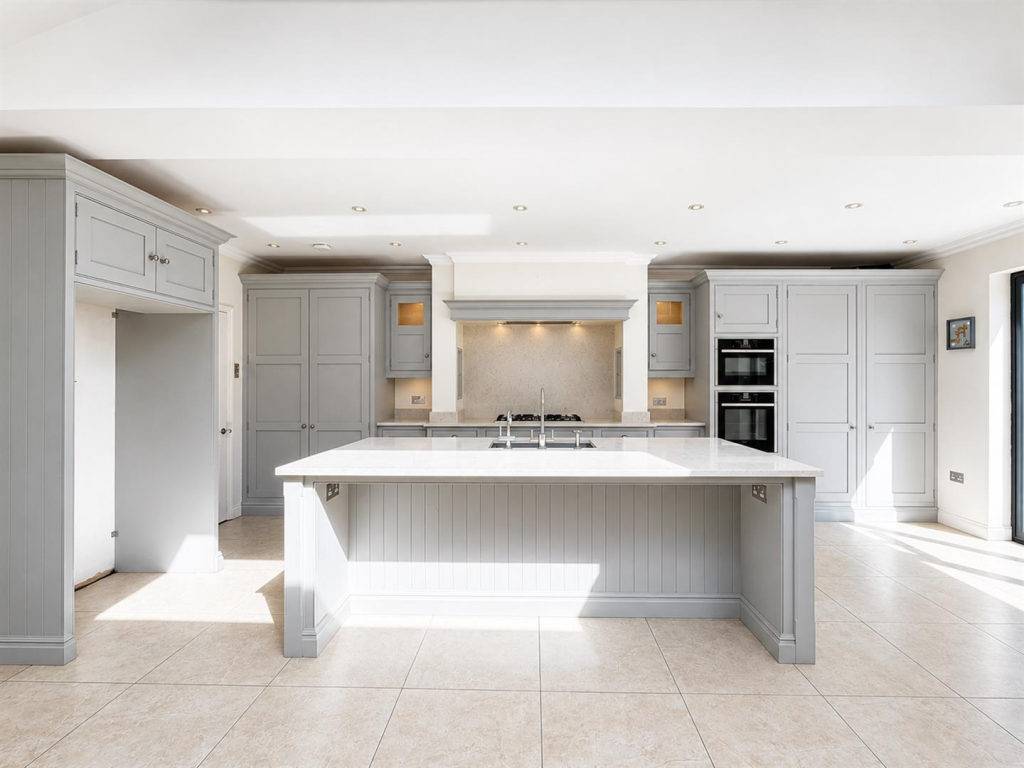 House in Twickenham - View 4
