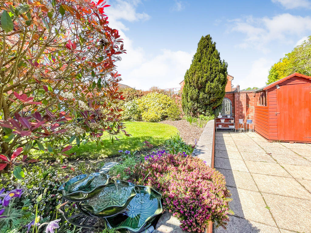 Thistle Road, Hedge End, SO30 photo 4