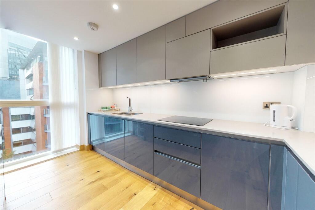 2-bed flat on Paddington Exchange, London, W2, £1,800,000