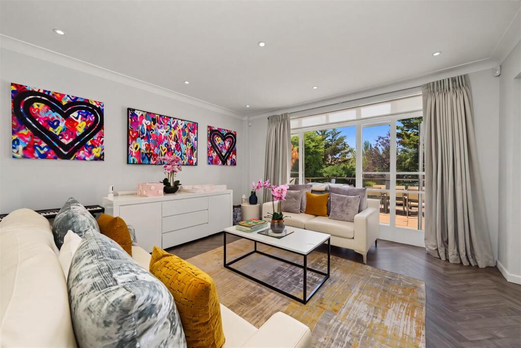 House in London - View 4