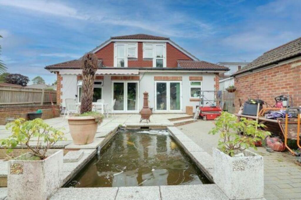 Padnell Road, Waterlooville photo 4
