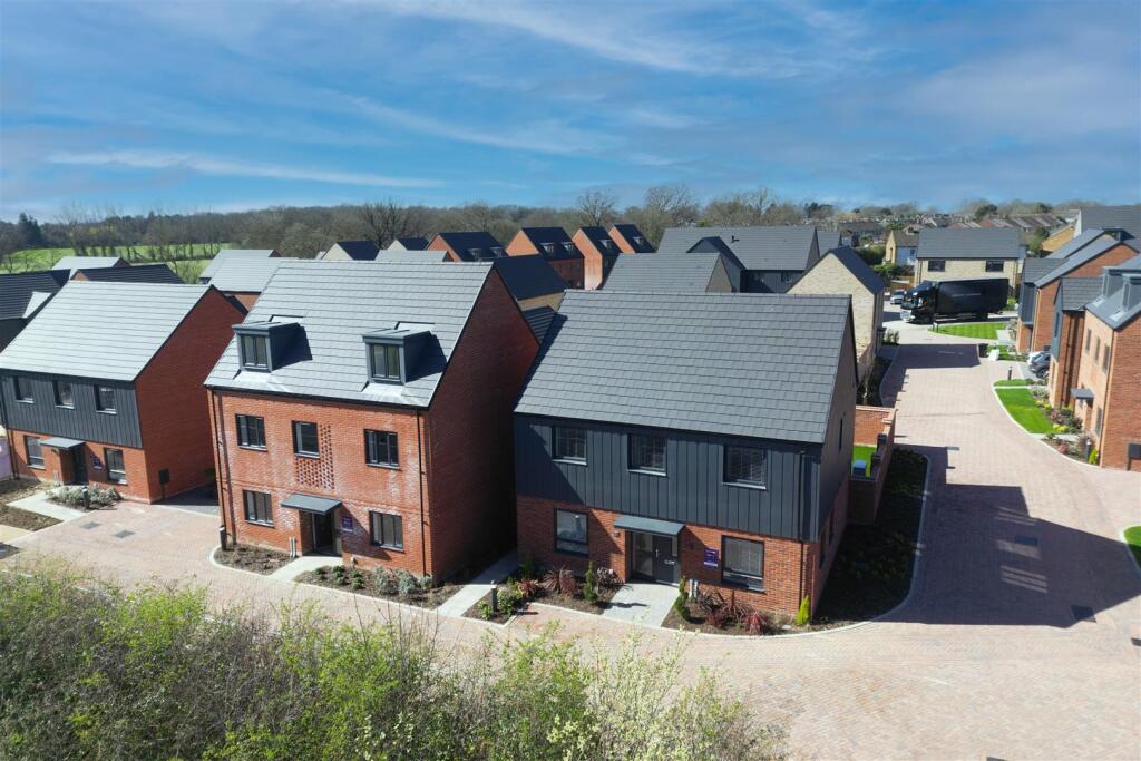 House in Brentwood, Kelvedon Hatch - View 4