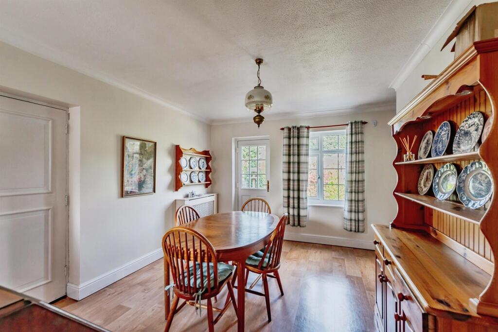 House in Mid Sussex, Worth - View 5