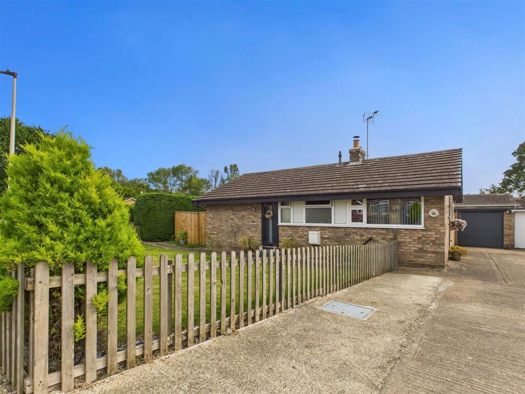 Main image of property: 43 Station Road, Snainton, Scarborough, YO13 9AP