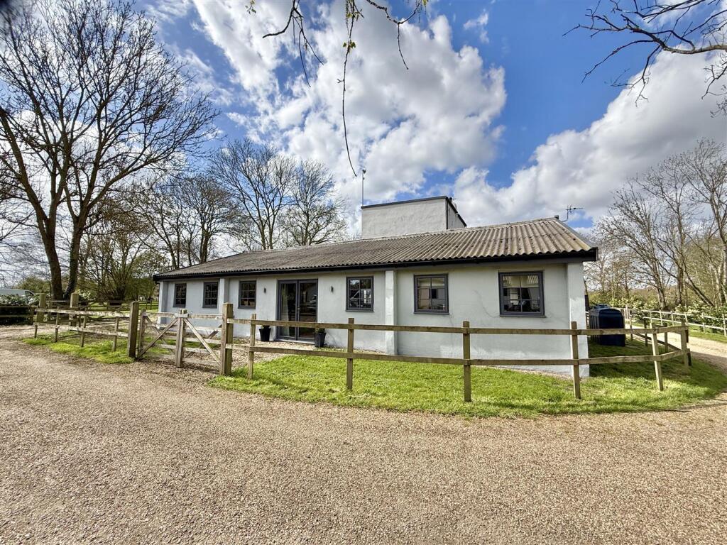 Main image of property: Mission Way, Bressingham