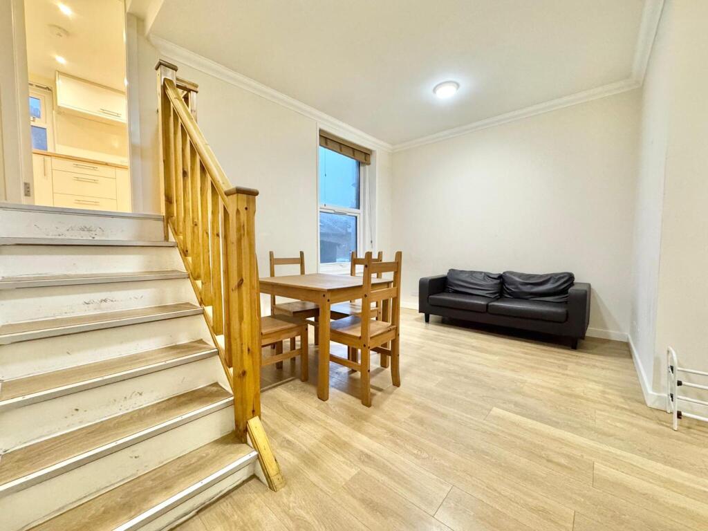 Apartment in London - View 2